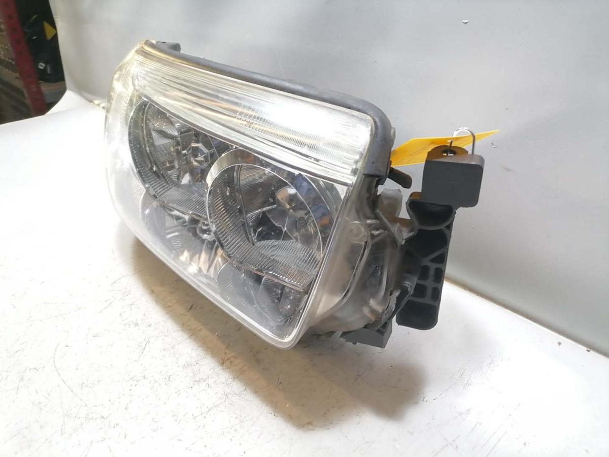 Subaru Forester SG original Scheinwerfer vorn rechts Halogen Facelift Bj.2007